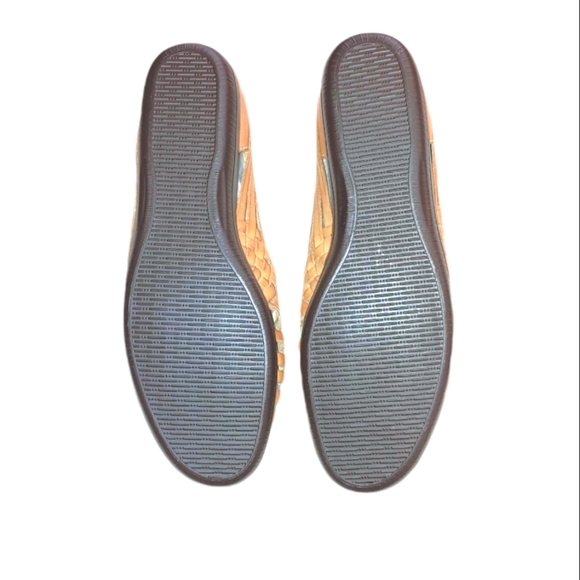 Softspots Leather Huaraches - Picture 7 of 8